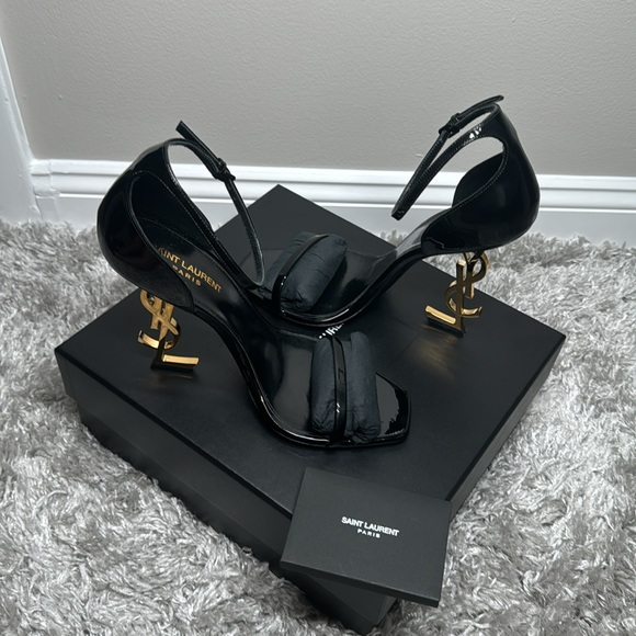Saint Laurent OPYUM PATENT LEATHER HEELS with Gold hardware size 40EU - Picture 13 of 16